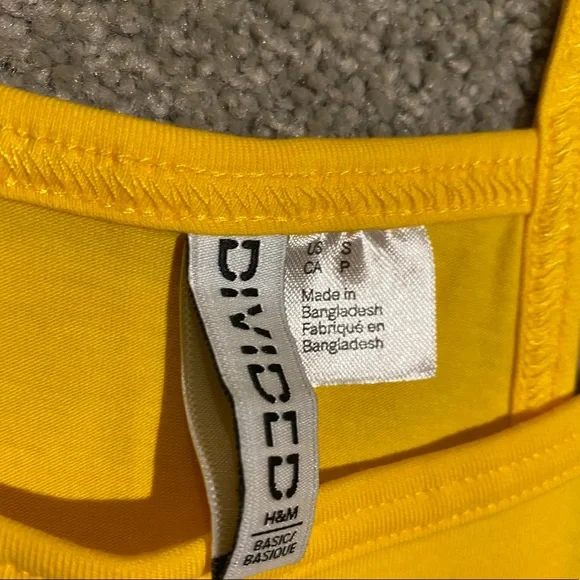 Yellow High Neck Tank Top☀️ - Picture 3 of 5